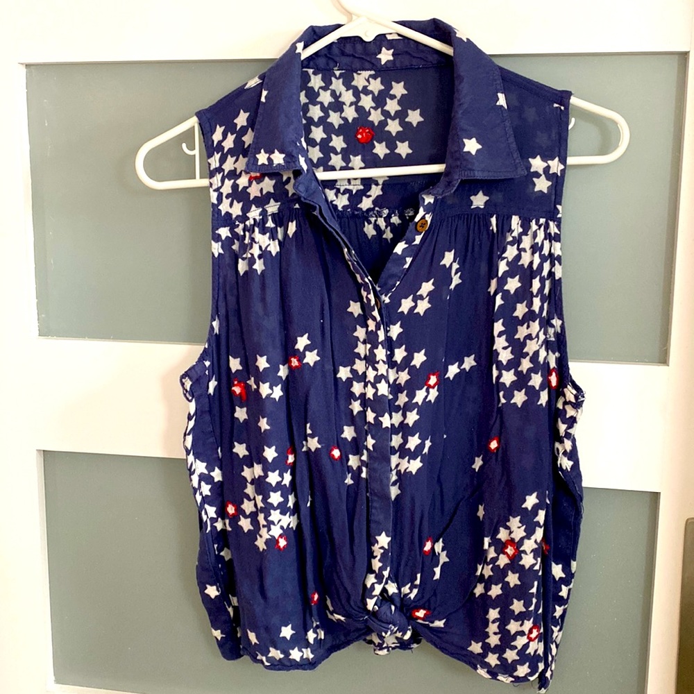 Sleeveless summer top